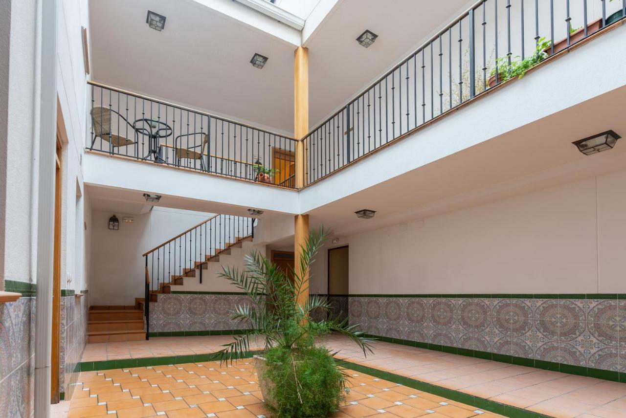 Apartamento Puerta De Cordoba- Exterior Con Balcones 외부 사진