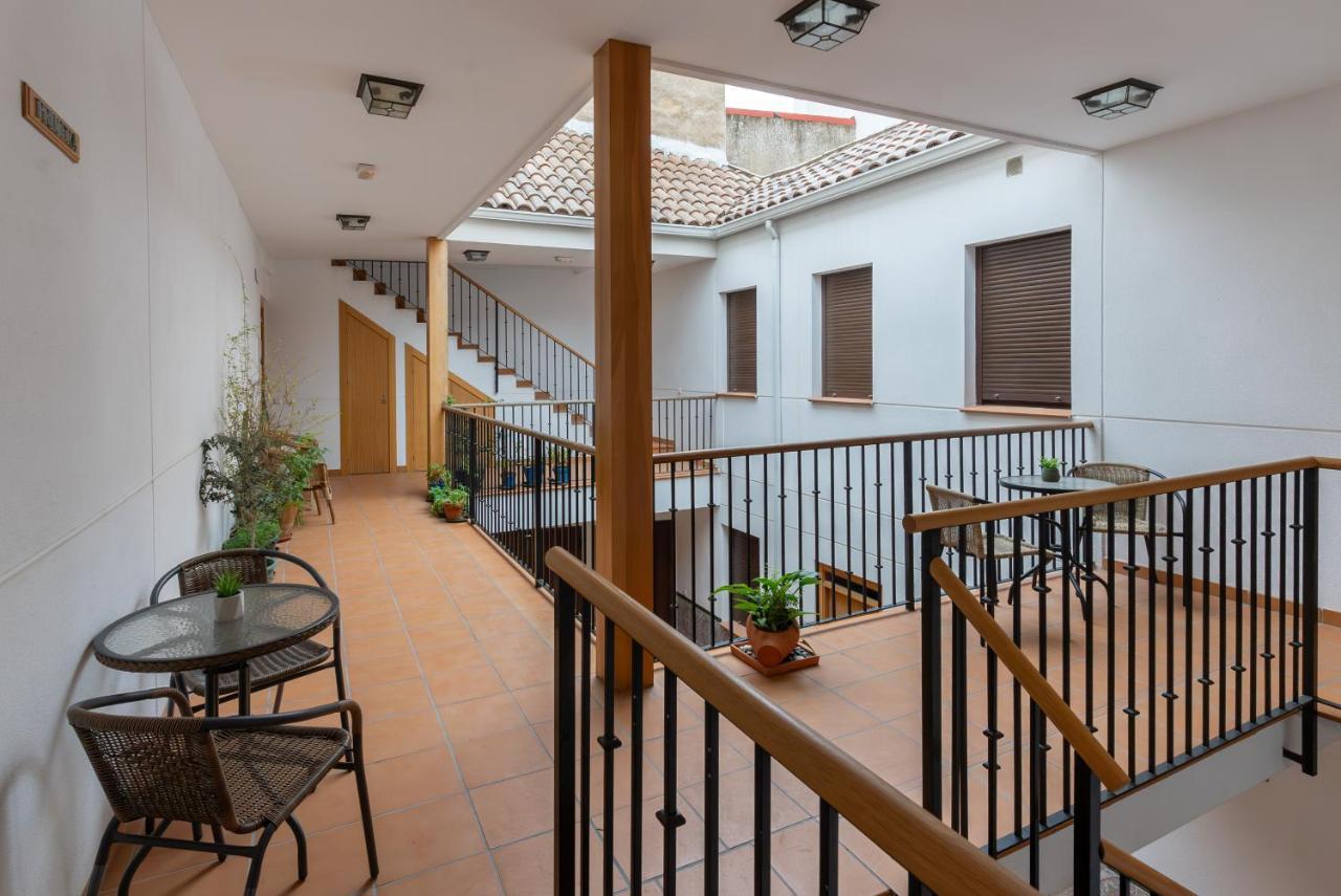 Apartamento Puerta De Cordoba- Exterior Con Balcones 외부 사진