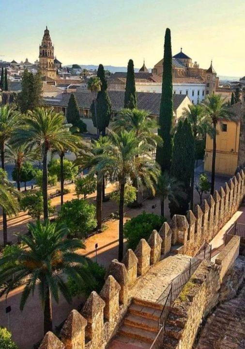 Apartamento Puerta De Cordoba- Exterior Con Balcones 외부 사진