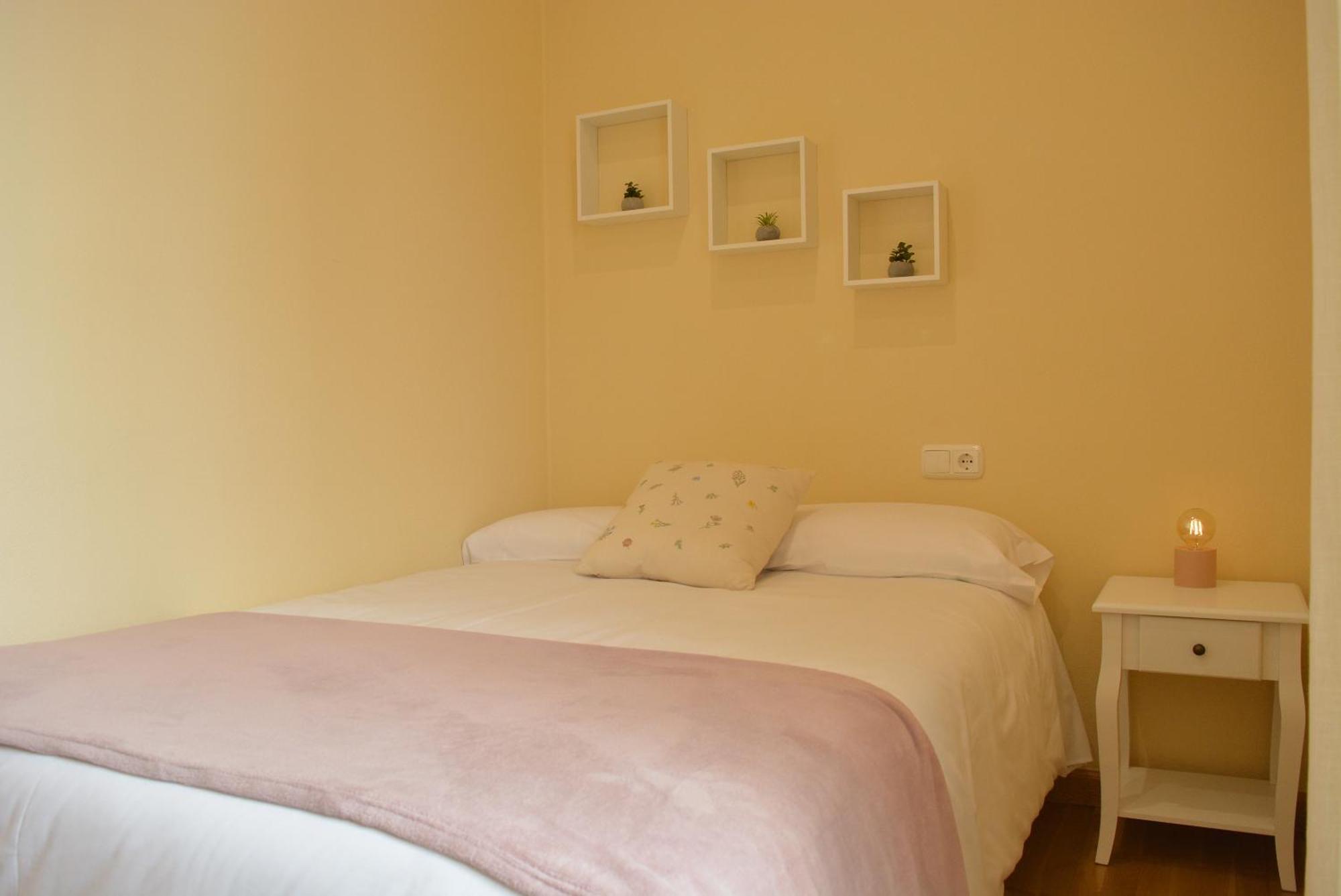 Apartamento Puerta De Cordoba- Exterior Con Balcones 외부 사진