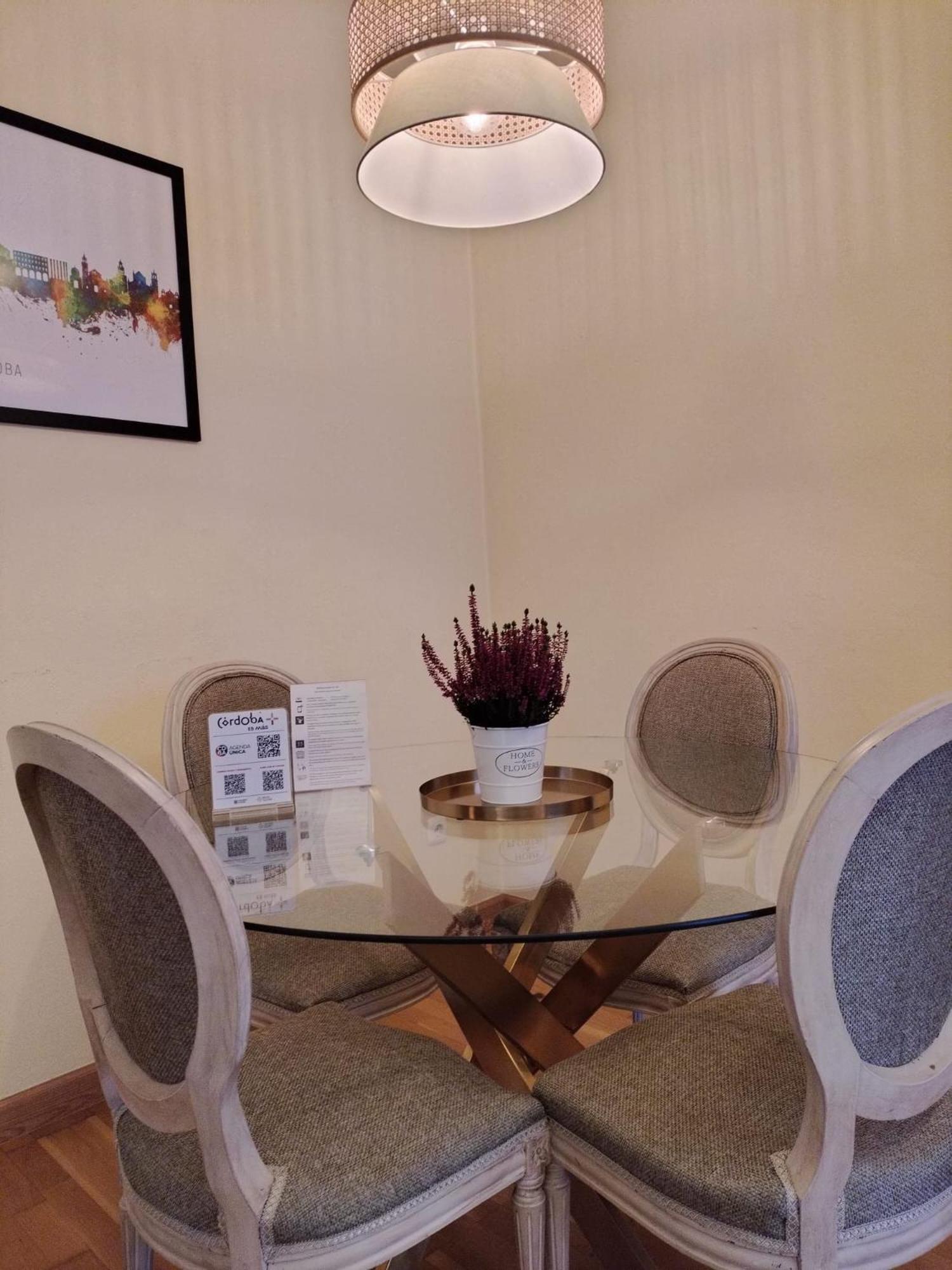 Apartamento Puerta De Cordoba- Exterior Con Balcones 외부 사진